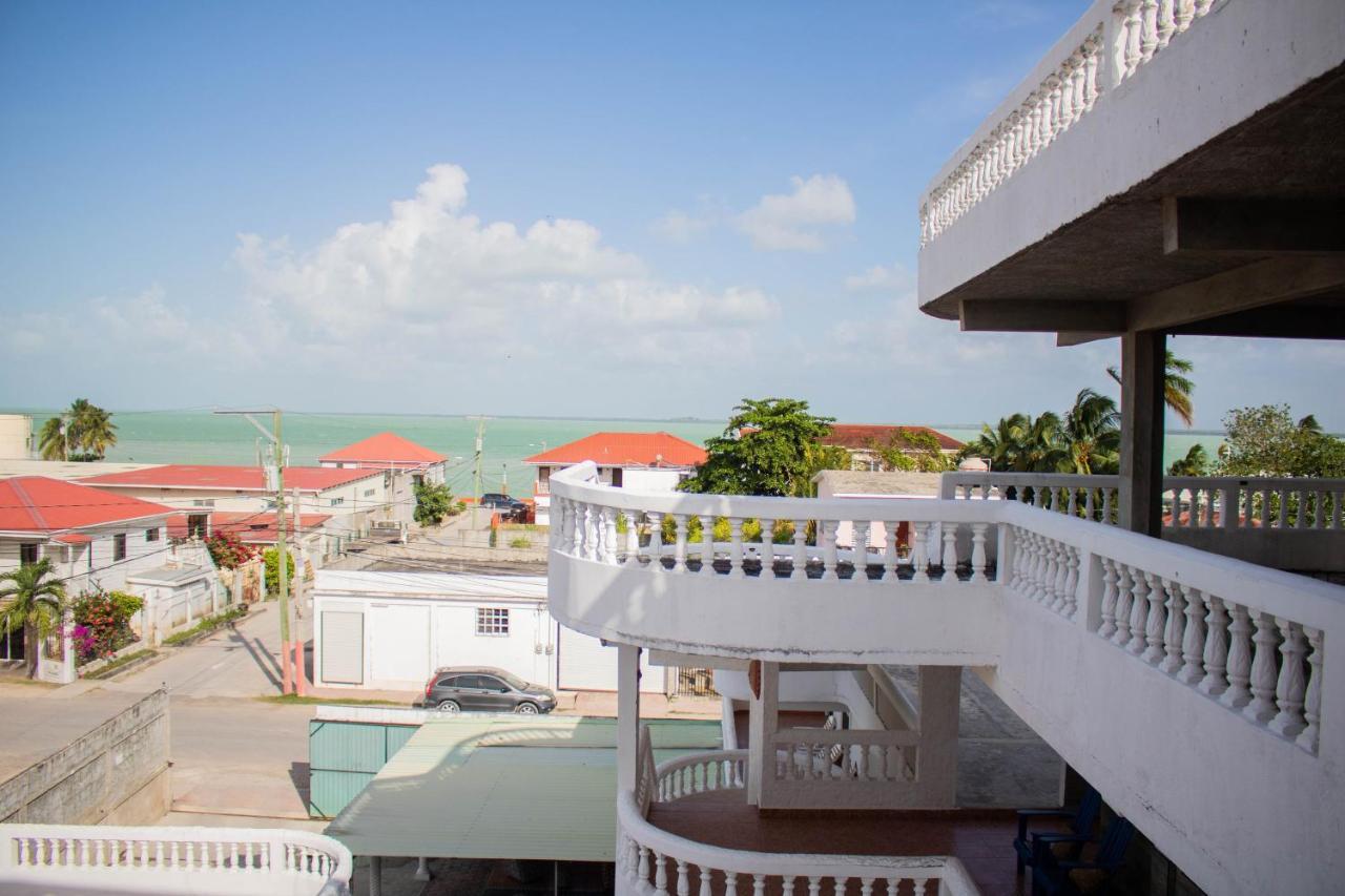 Las Palmas Hotel GOLD STANDARD APPROVED Corozal Exterior foto