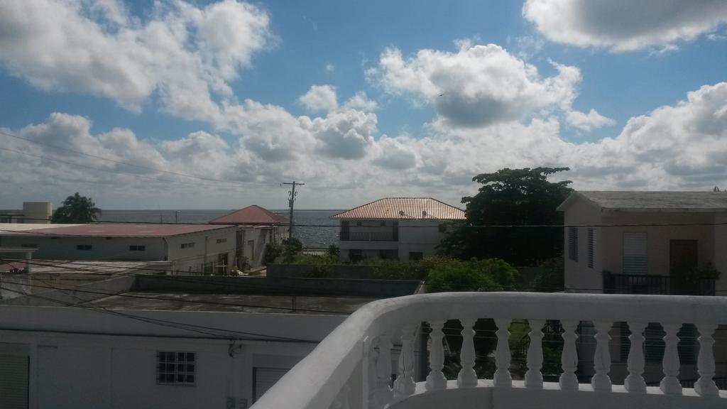 Las Palmas Hotel GOLD STANDARD APPROVED Corozal Exterior foto